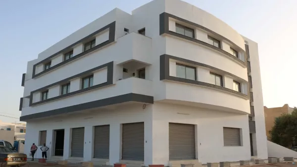 Gewerbliche Immobilien im Herzen von Midoun