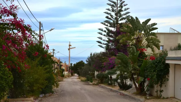 Schönes Baugrundstück in Chot Meriem zum Verkauf