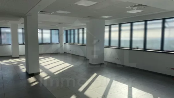 Außergewöhnlicher Bürokomplex zur Miete in Tunis