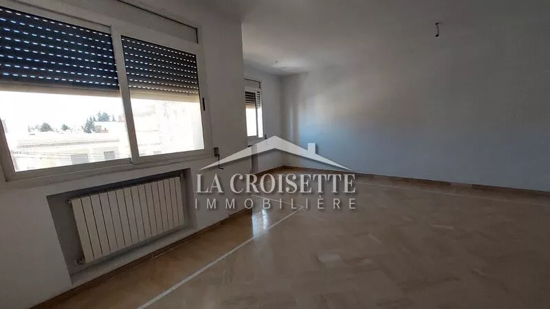 Ihr Ideales Zuhause in La Marsa: S+3 Apartment zur Miete!