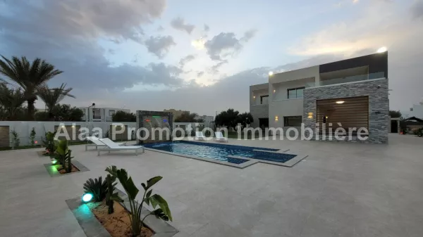 Luxus-Villa mit Pool in Djerba