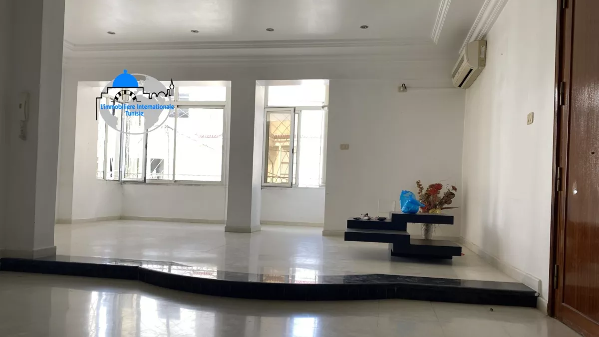 Luxuswohnung zur Miete in Khzema, Sousse