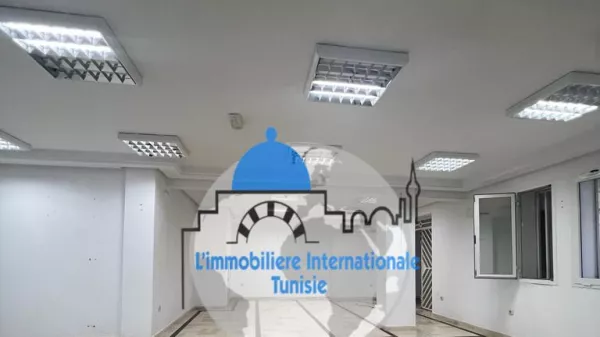 Gewerblicher Offenraum in Corniche Sousse