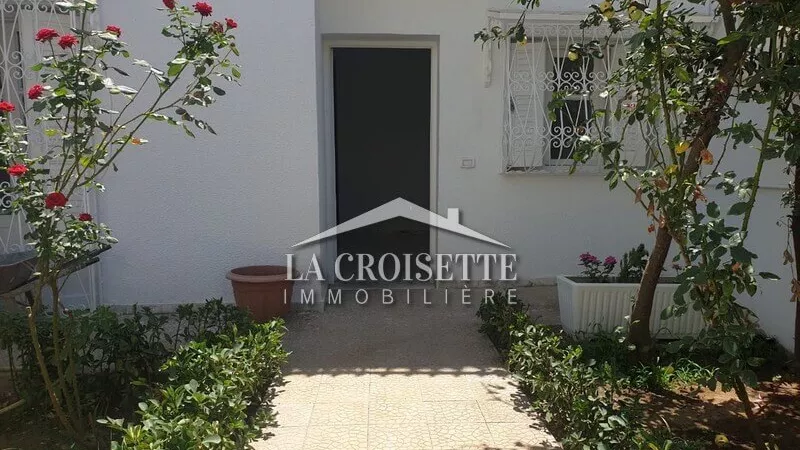 Geräumiges S+3 Doppelhaus in Ain Zaghouan Sud: Ein Refugium für Familienleben