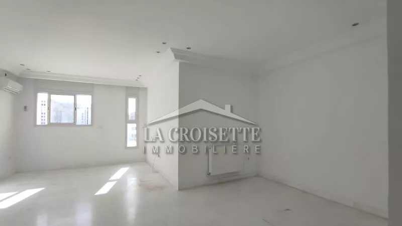 Luxuriöse S+2 Wohnung in Jardins de Carthage: Ihr Neues Refugium der Ruhe