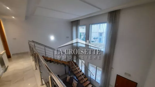 Möbliertes S+2 Duplext in Lac 2