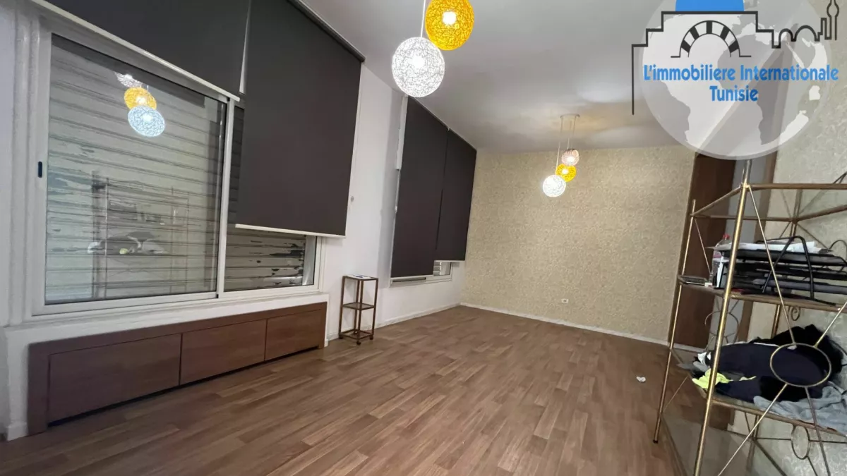 Außergewöhnliche R3-Gebäudeinvestition in Khezama West, Sousse