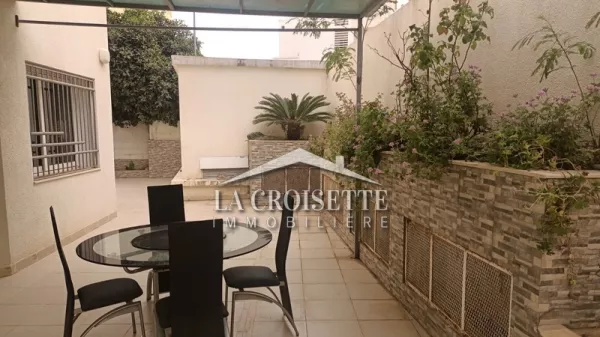 Luxuriöses S+4-Duplex in Ain Zaghouan Nord zur Miete