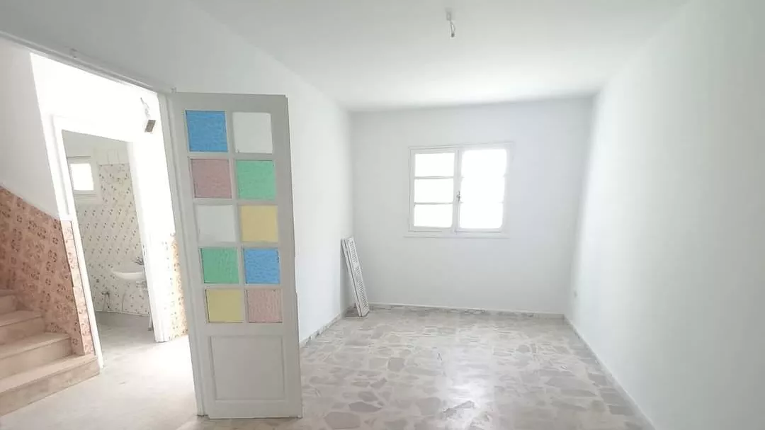 Geräumiges S+4 Doppelhaus in Médina Jadida Cité Prime: Ihr neues Refugium der Ruhe!