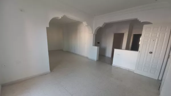 Gemütliches S+2 Apartment zur Miete in Nouvelle Medina 3, Cité Romaine, Ben Arous