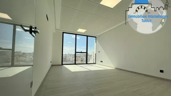 Exklusives Büro in Khzema