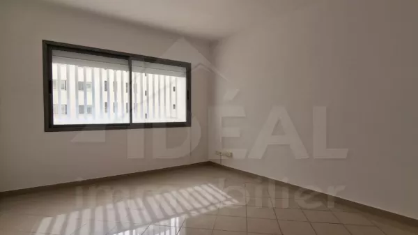 Außergewöhnliches 160m² Büro zur Miete in Montplaisir