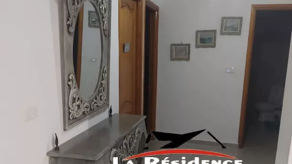 Charmantes Erdgeschoss-Apartment in Sidi Salem