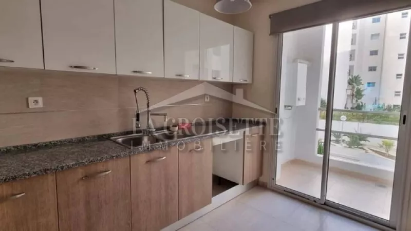 Außergewöhnliche Gelegenheit: Geräumige S+2-Wohnung in Jardins de Carthage