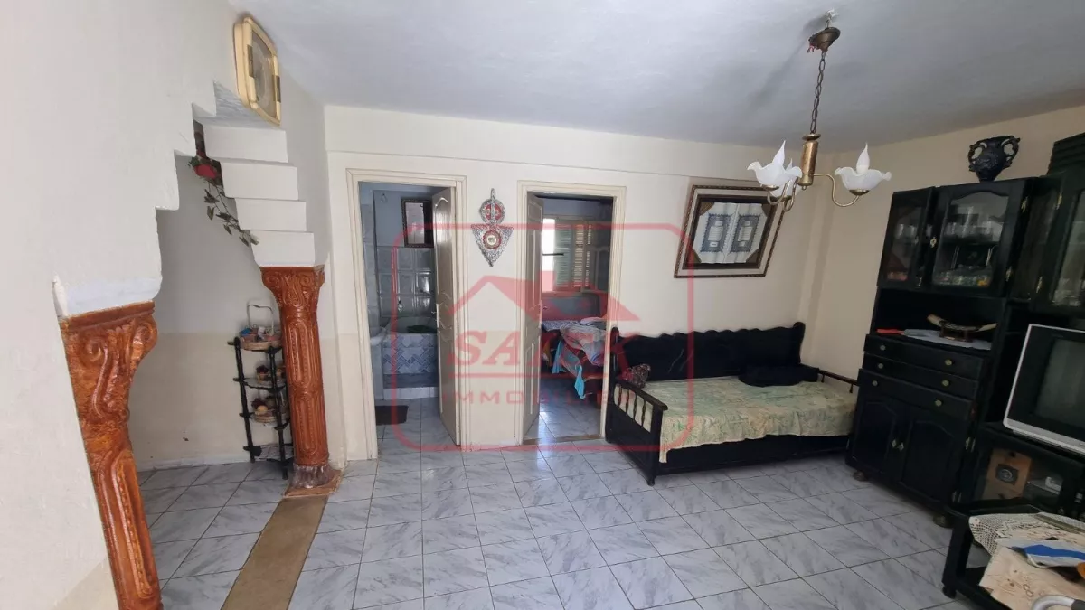 Geräumiges Dreistöckiges Haus in Borej Ghamez, Bizerte