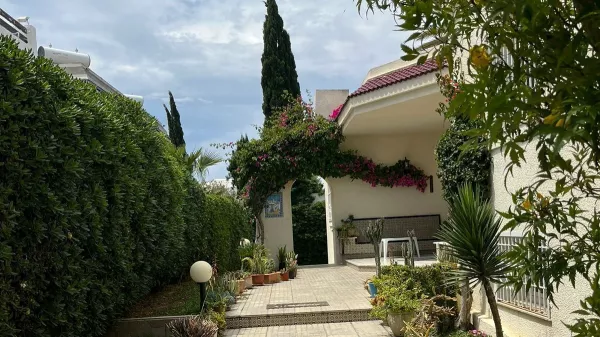 Traumvilla S+4 mit Garten in Sidi Mahersi, Nabeul - Eine Einmalige Gelegenheit