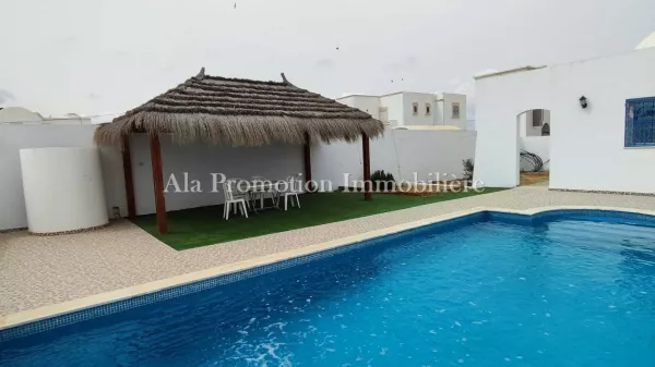 Luxus-Duplex mit Pool in Djerba