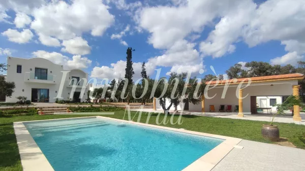 Luxus-Villa S+3 in Hammamet Sud