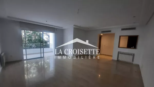 Geräumige S+3-Wohnung mit Dienstzimmer in Ain Zaghouan Nord