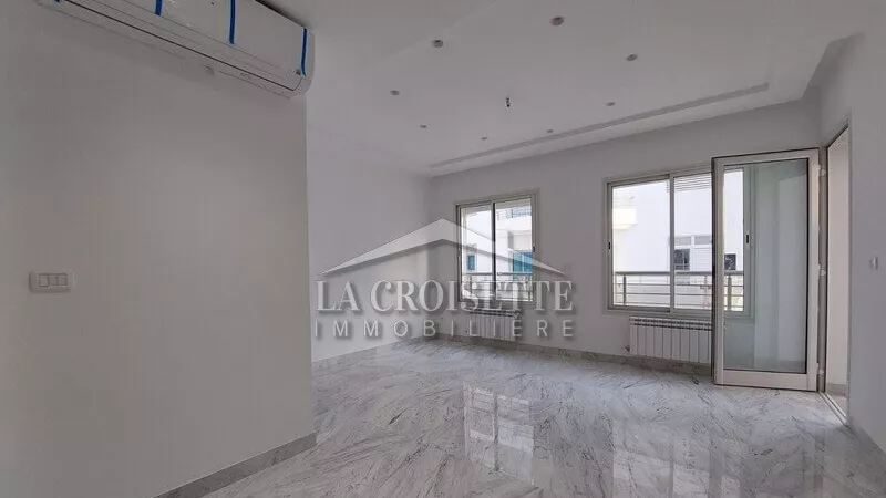 Komfortables und sicheres S+3 Apartment in La Soukra