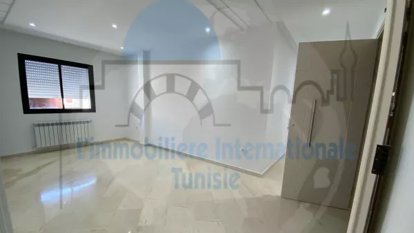 Moderne S+2 Wohnung in Sahloul 4