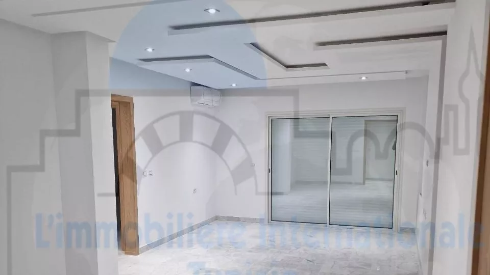 Einzigartige Gelegenheit zur Miete: Brandneue S+2 Wohnung in Sahloul 4