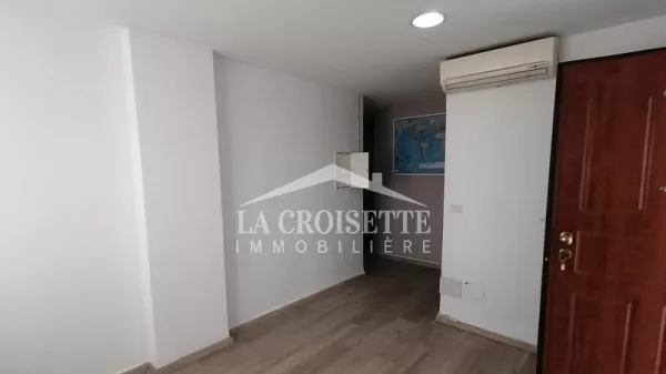 Modernes Büro mit offenen Raum zur Miete in Berges du Lac 2, Tunis