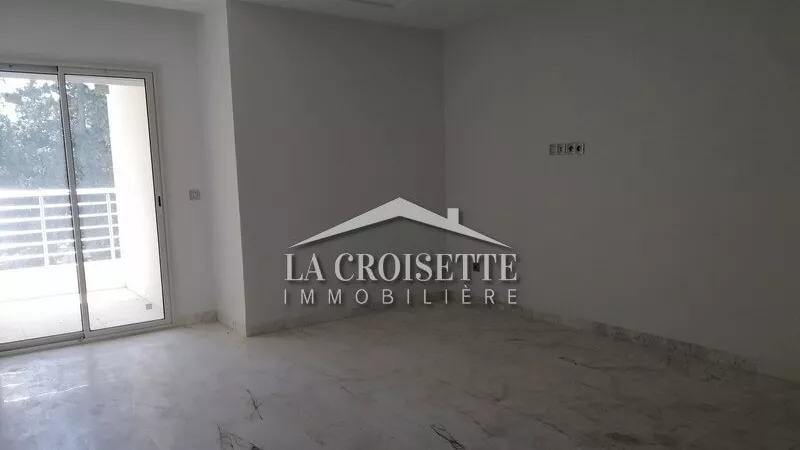 Geräumige S+3 Wohnung in La Soukra: Ihre Neue Heimat!