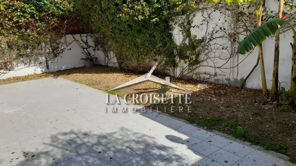 Erdgeschoss-Villa S+3 in Gammarth