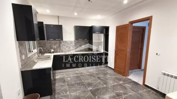 Luxus-Triplex mit Garten in La Soukra