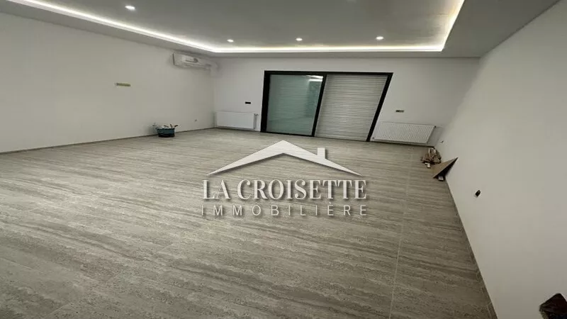 Luxus-Villa S4 mit Pool in La Soukra: Ein Refugium der Luxus und Entspannung