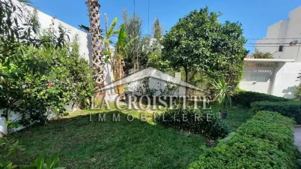 Luxus-Villa mit Pool in La Marsa, Tunis - Ein Paradies der Luxus