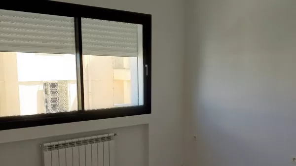 Luxus-S+2-Apartment in Menzah 5, Ariana - Eine Oase der Eleganz