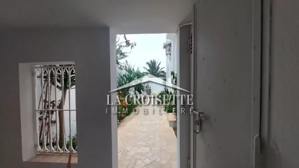 Luxus-Villa mit Pool in Gammarth