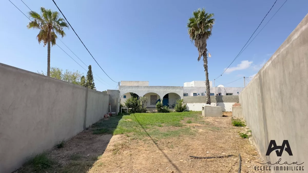 Ihre Serene Oase an der Maamoura-Strand: Ein 276m² Bungalow