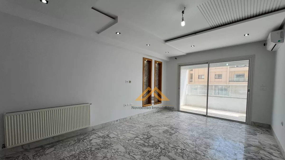 Luxuriöse S+3 Wohnung in Sahloul: Ein Refugium der Komfort und Eleganz in Sousse