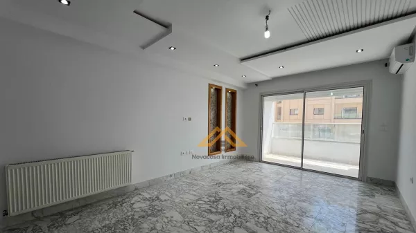 Luxuriöse S+3 Wohnung in Sahloul