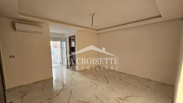 Luxuriöse S+2 Wohnung in Ain Zaghouan, Tunis