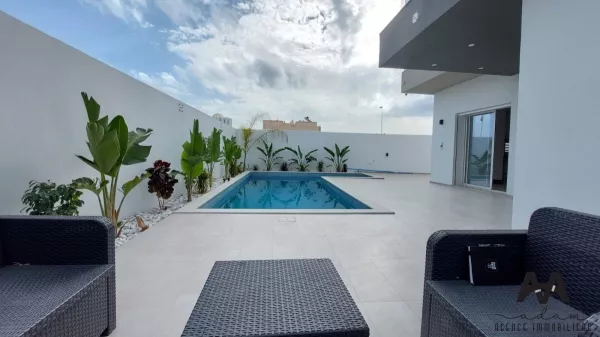 Luxus-Villa S+4 mit Pool in Beni Khiar, Nabeul