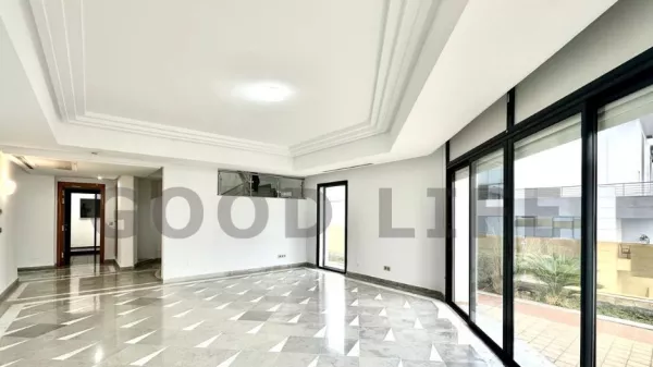 Luxus-Duplex in Lac 2