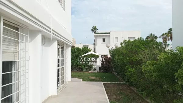 Luxus-Villa zur Miete in Berges du Lac 2, Tunis