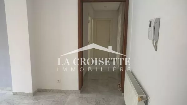 Geräumige S+2 Wohnung in Ain Zaghouan Nord, Tunis - MAL1391
