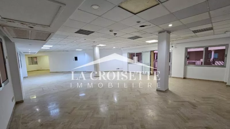 Traumhafter Open-Space-Bürokomplex am Lake Shore 1 - MBL0487