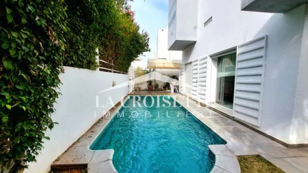 Luxus-Villa S+4 mit Pool in La Marsa - Ein Paradies der Luxus und des Komforts