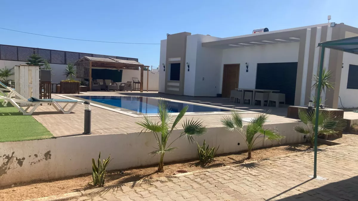 Luxus-Villa mit Pool im Herzen der Touristenzone von Djerba