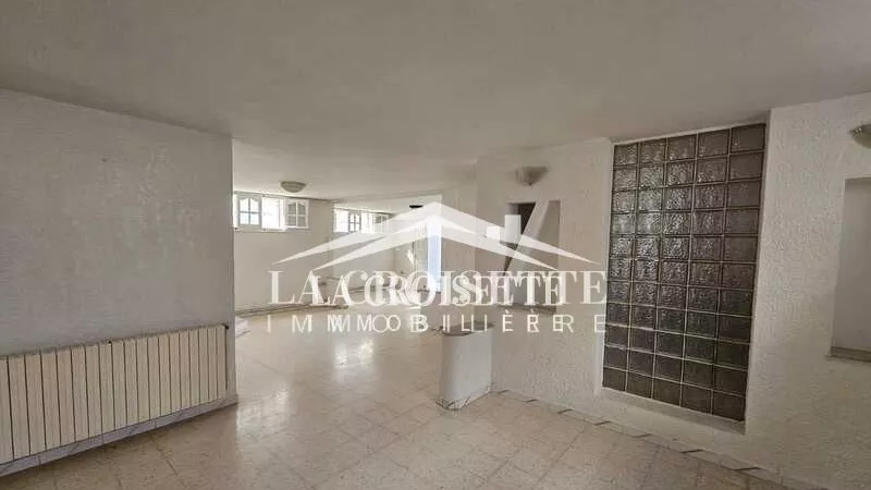 Erdgeschoss-Villa zur Miete in La Marsa - MRCL0303