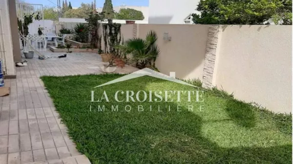 Erdgeschoss-Villa mit Garten in La Soukra ZRCL0312