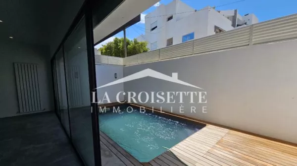 Luxus-Triplex mit Pool in Gammarth - Ein Traumort zum Wohnen