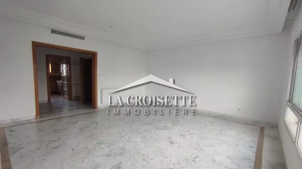 Luxuswohnung zur Miete in Berges du Lac 2 - ZAL1626