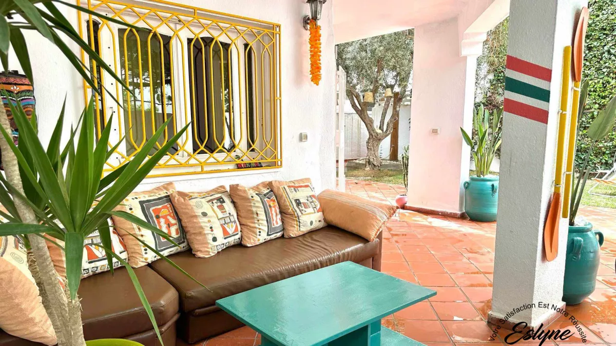 Erdgeschoss einer unabhängigen möblierten Villa in Chott Meriam - Saisonale Vermietung